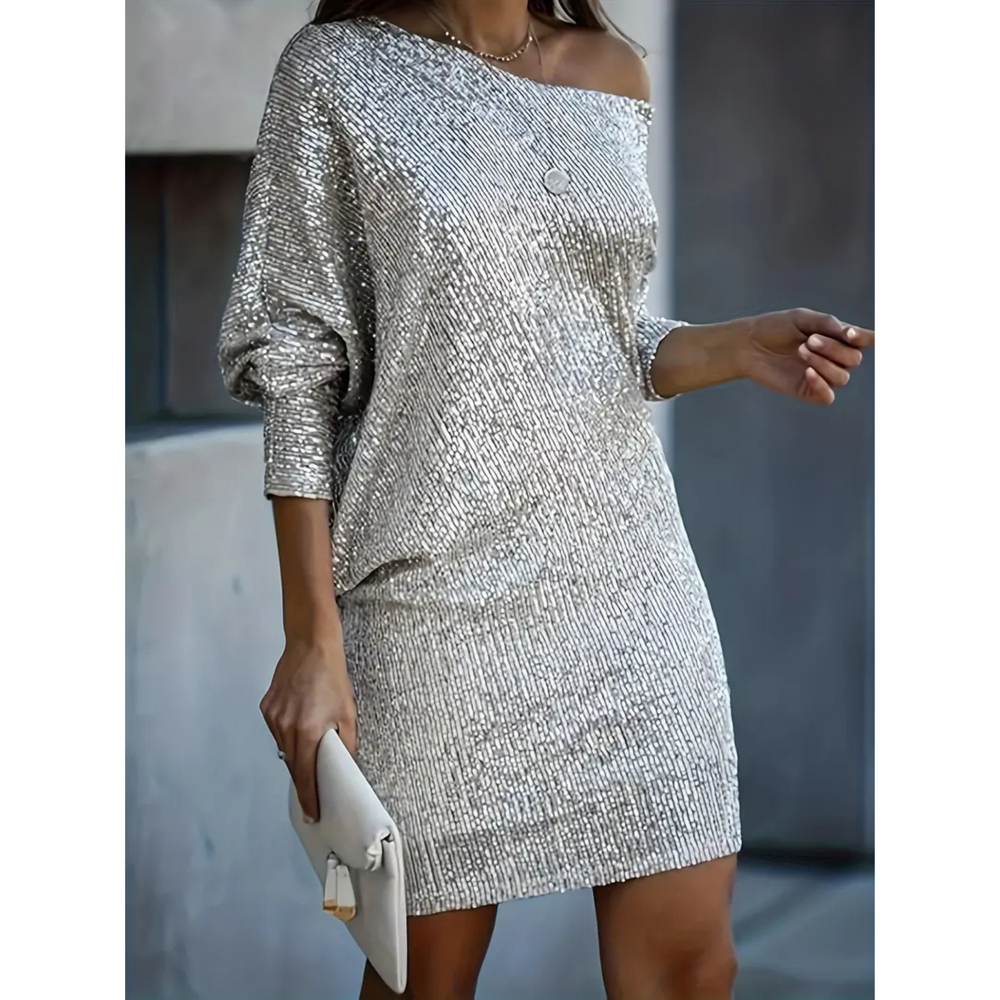 Dames Avondjurk Met Pailletten En Off Shoulder Halslijn