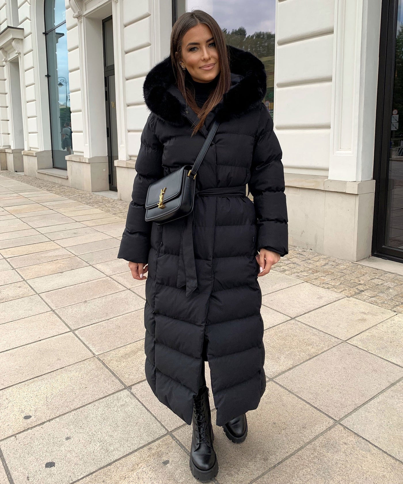 Dames Lange Gewatteerde Winterparka Met Capuchon En Ceintuur