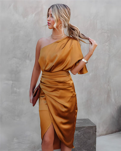 Dames Cocktailjurk Met Eén Schouder En Satijnen Look