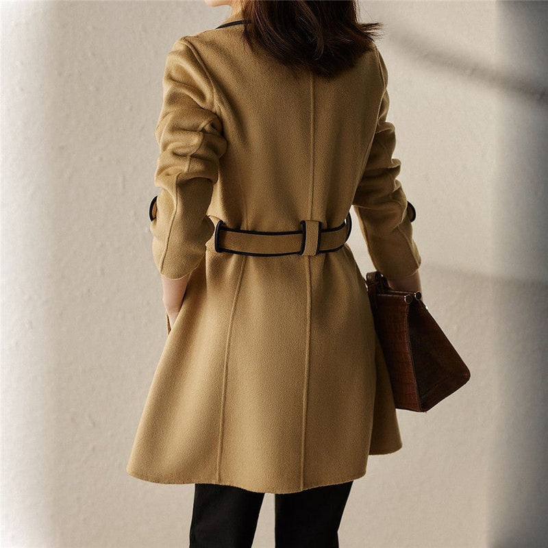 Dames Luxe Trenchcoat Met Reverskraag