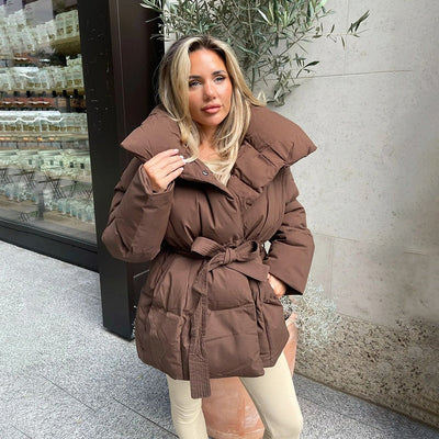 Dames Dikke Winterjas Met Riem En Hoge Kraag