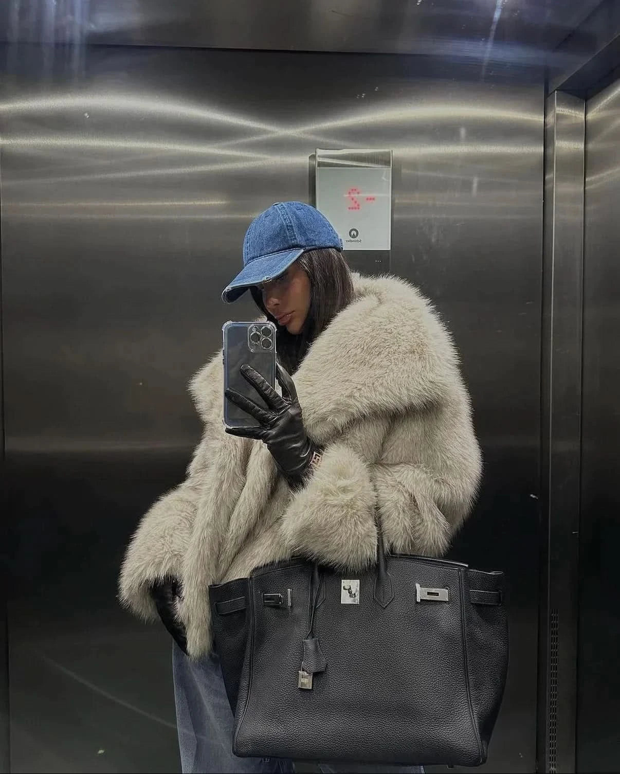 Dames Faux Fur Jas Met Grote Kraag En Lange Mouwen