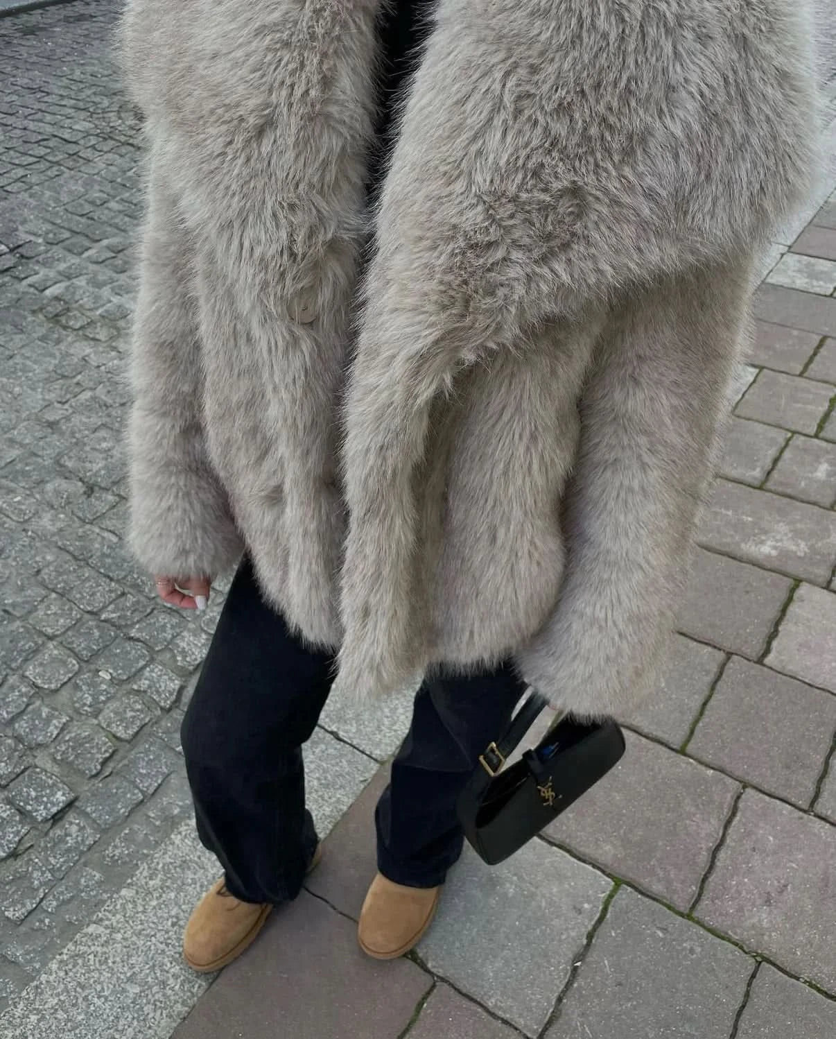 Dames Faux Fur Jas Met Grote Kraag En Lange Mouwen