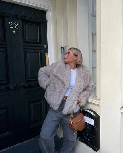 Dames Faux Fur Jas Met Grote Kraag En Lange Mouwen