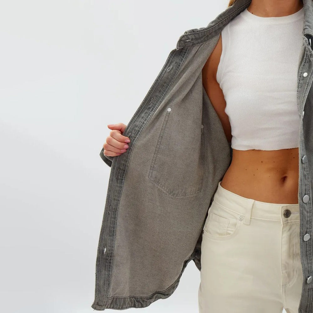 Dames Oversized Spijkerjasje Van Gewassen Denim Met Borstzakken