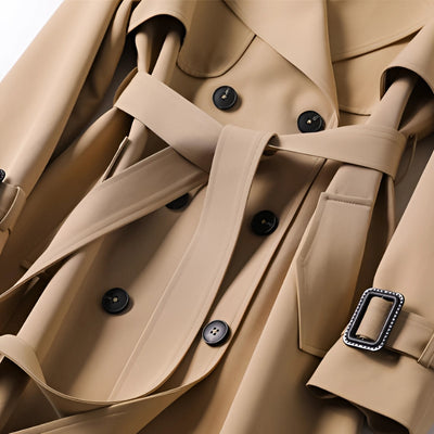 Dames Beige Trenchcoat Met Ceintuur En Dubbele Knopen