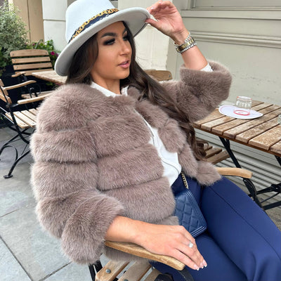 Dames Hoogwaardig Imitatiebont Winterjas Met Luxe Design En Comfortabele Pasvorm