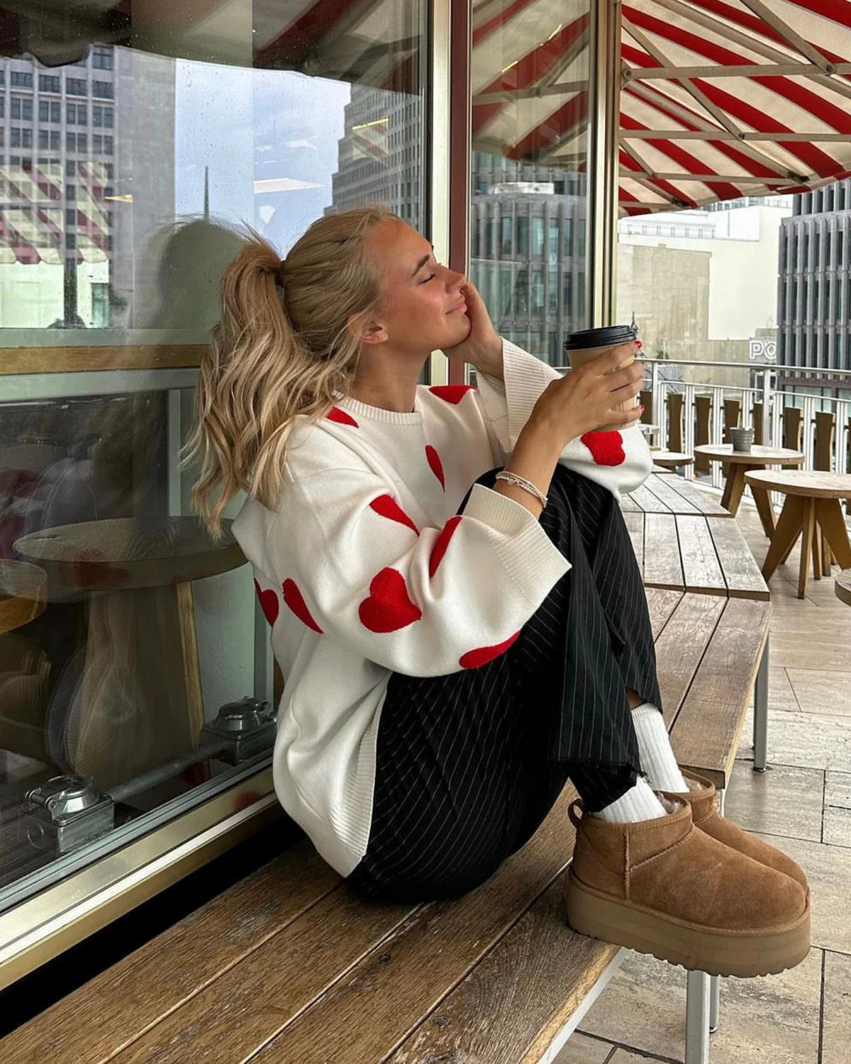 Dames Oversized Sweater Met Hartjesprint En Lange Mouwen