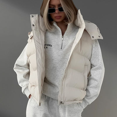 Dames Gevoerde Winter Bodywarmer Met Rits En Hoodie