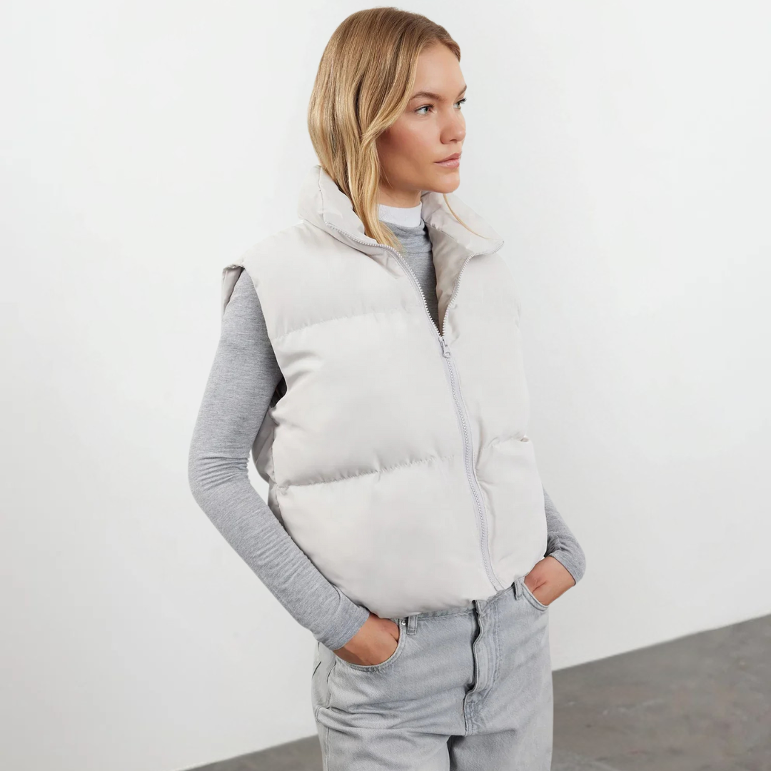 Dames Lichtgewicht Gewatteerde Bodywarmer Met Hoge Kraag En Rits
