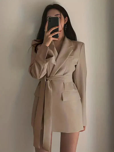Dames Lange Blazer Met Ceintuur En Lange Mouwen