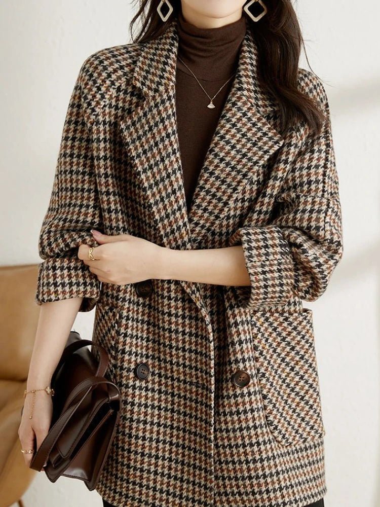 Dames Vintage Trenchcoat Met Ruitpatroon En Dubbele Knopen
