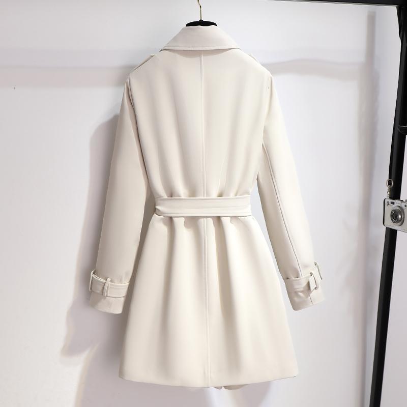 Dames Elegante Witte Trenchcoat Met Ceintuur En Dubbele Knoopsluiting
