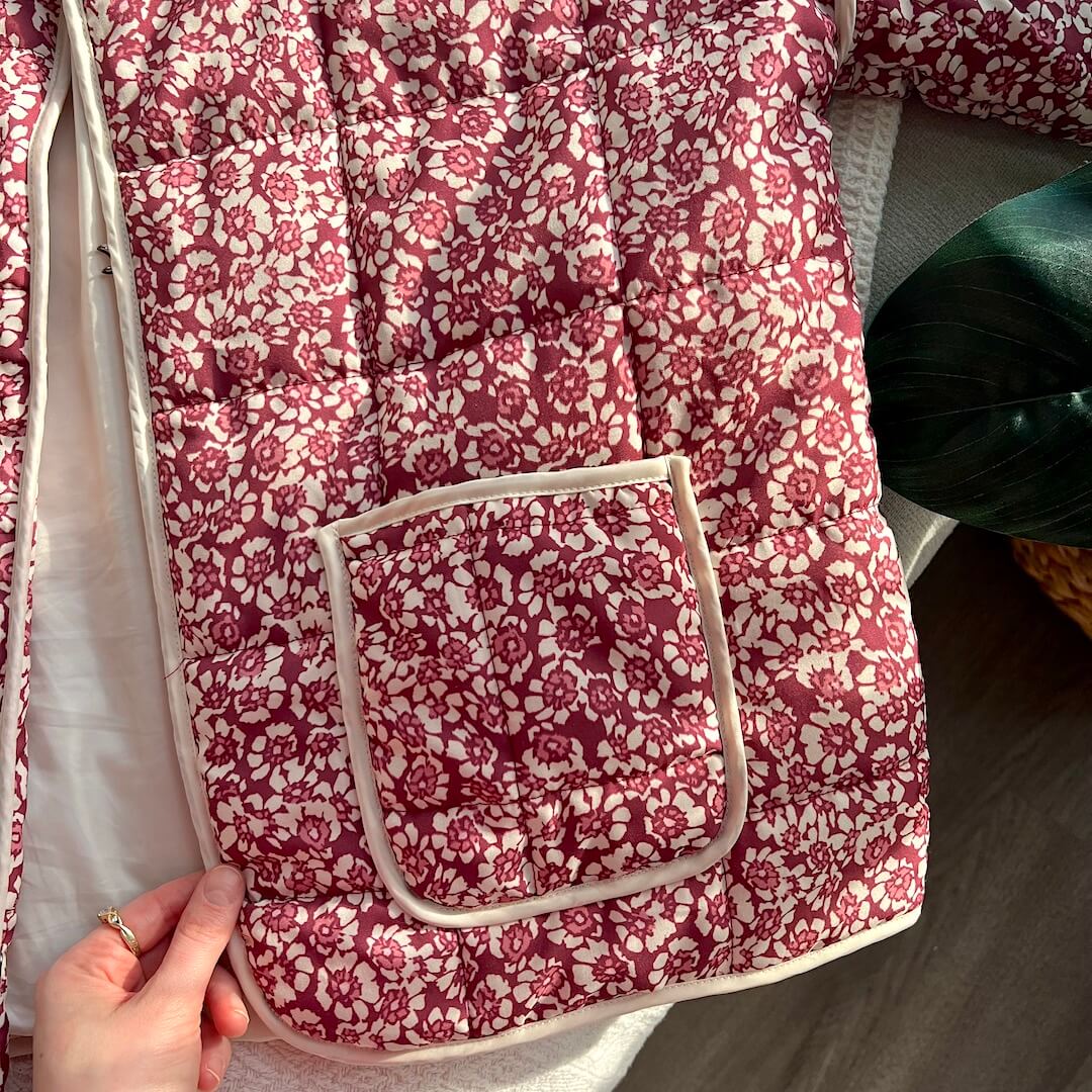 Dames Bloemen Quilted Jasje Met Zakken En Lange Mouwen