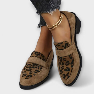 Dames Suède Loafers Met Luipaardmotief