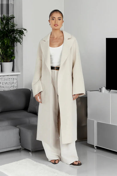 Dames Lange Wollen Trenchcoat Met Reverskraag En Elegante Pasvorm