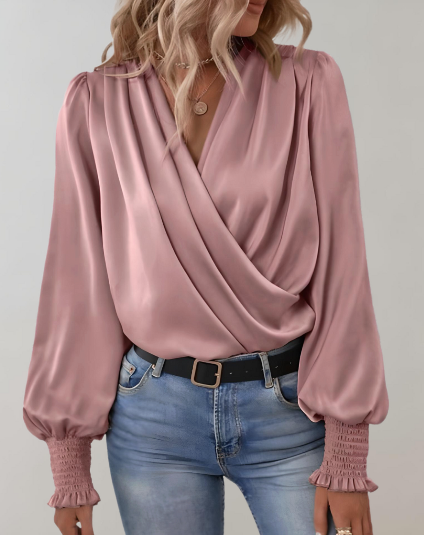 Dames Satijnen Blouse Met V-Hals En Lange Mouwen