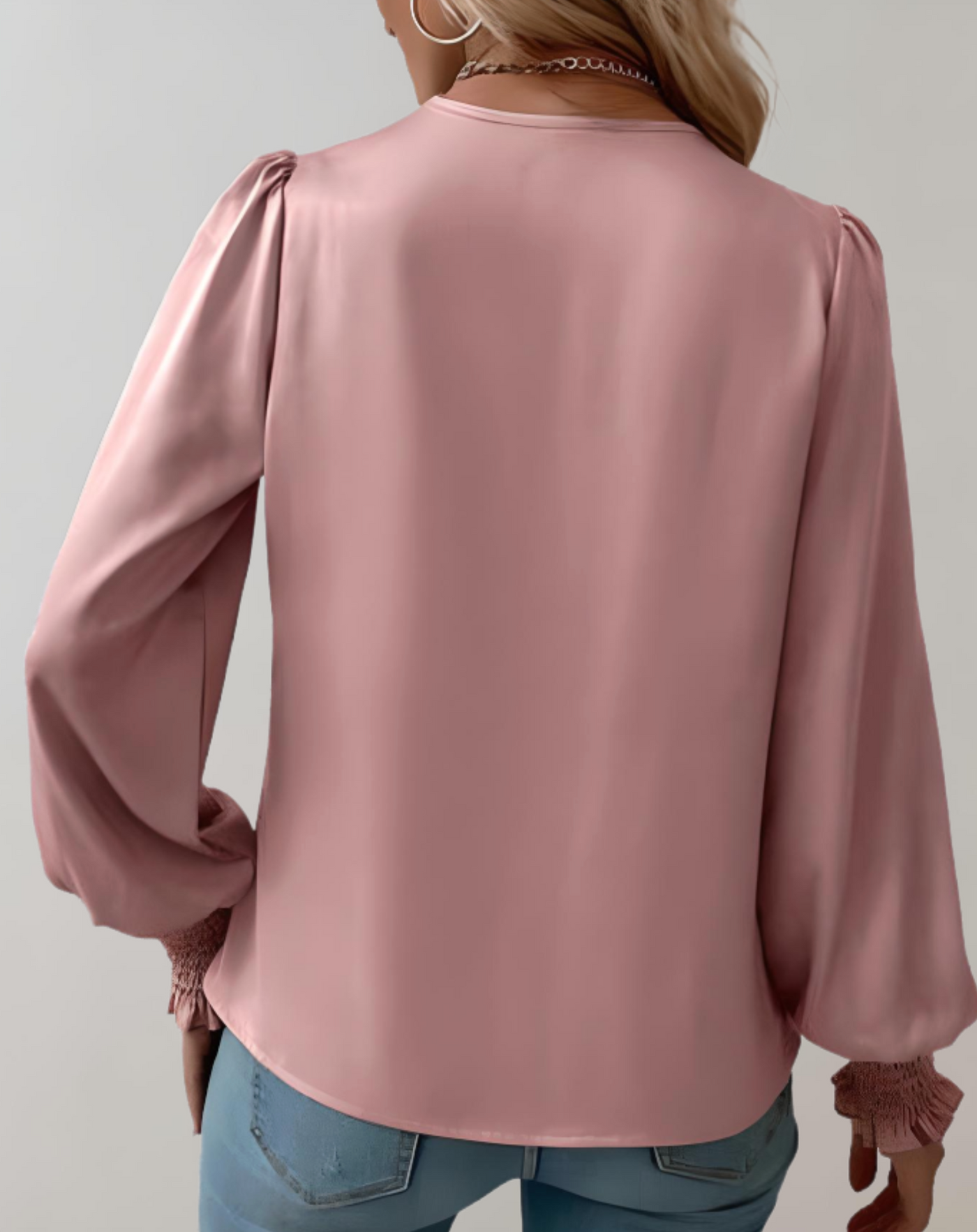Dames Satijnen Blouse Met V-Hals En Lange Mouwen